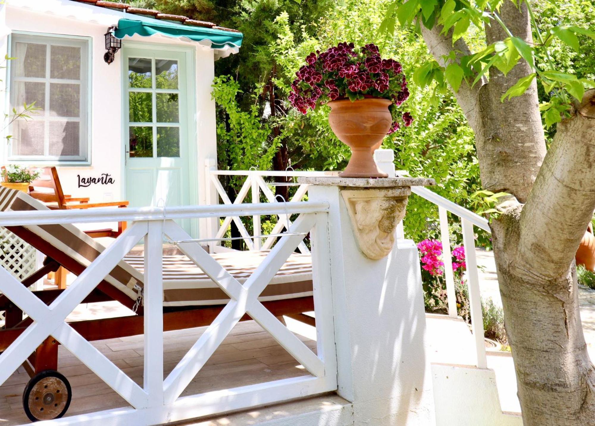 Kemerbag 29 Guest House 12 Yas Uestue (Adults Only) Tenedos Buitenkant foto